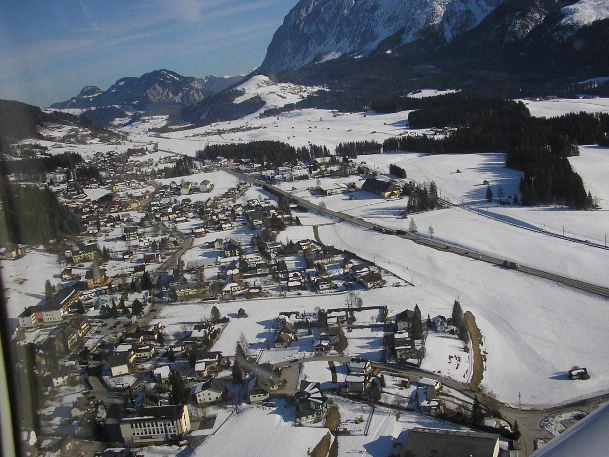 Appartementhaus Theresia Bad Mitterndorf Exteriör bild